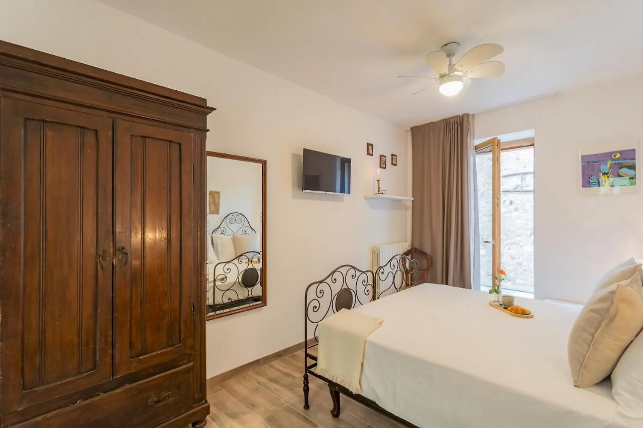 Villetta Abbazia Acqua Dolce -With Stunning Terrace By Rent All Como Lenno Apartment
