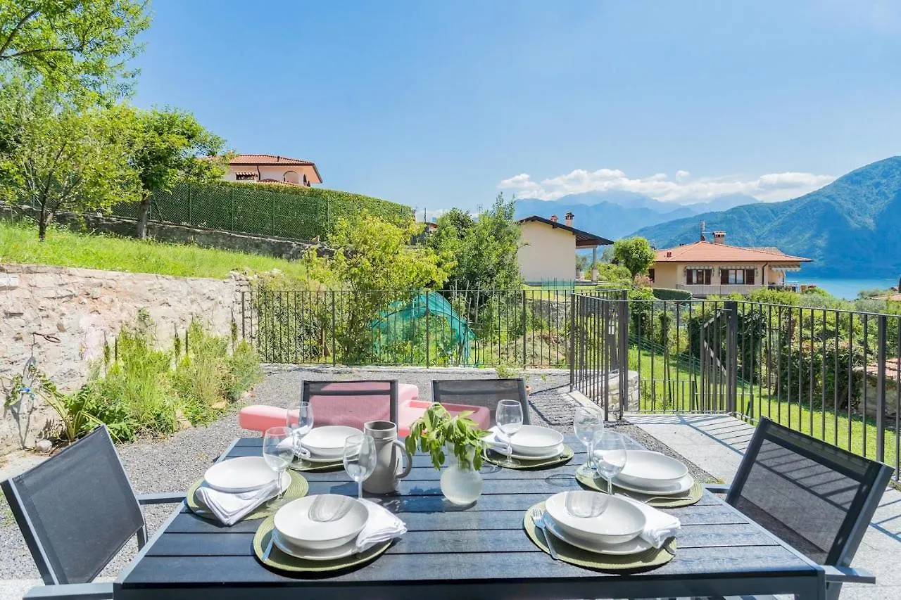 Apartment Villetta Abbazia Acqua Dolce -With Stunning Terrace By Rent All Como Lenno Italy