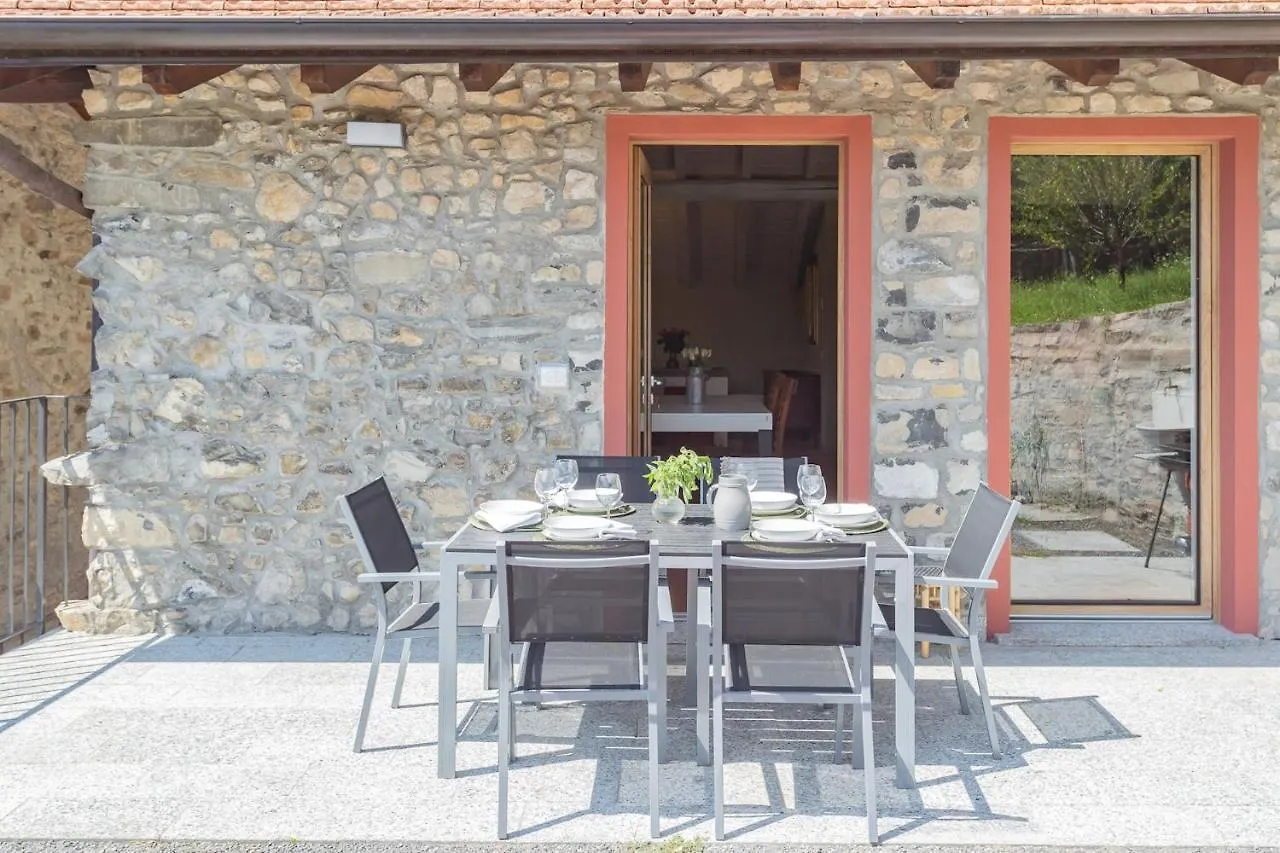 Villetta Abbazia Acqua Dolce -With Stunning Terrace By Rent All Como Lenno Italy