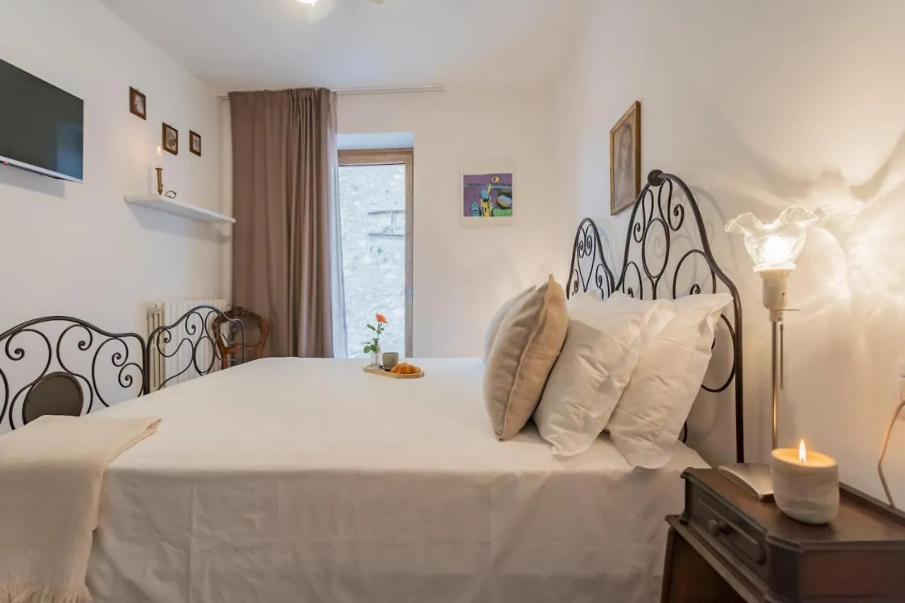 Villetta Abbazia Acqua Dolce -With Stunning Terrace By Rent All Como Lenno 0*,  Italy